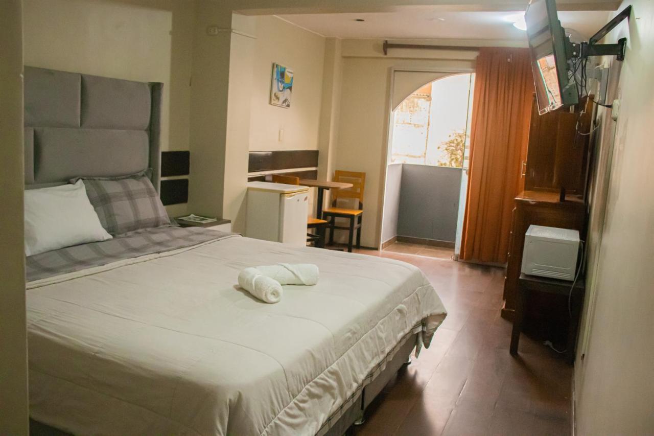 Hostel Thay83 Miraflores ลิมา ภายนอก รูปภาพ